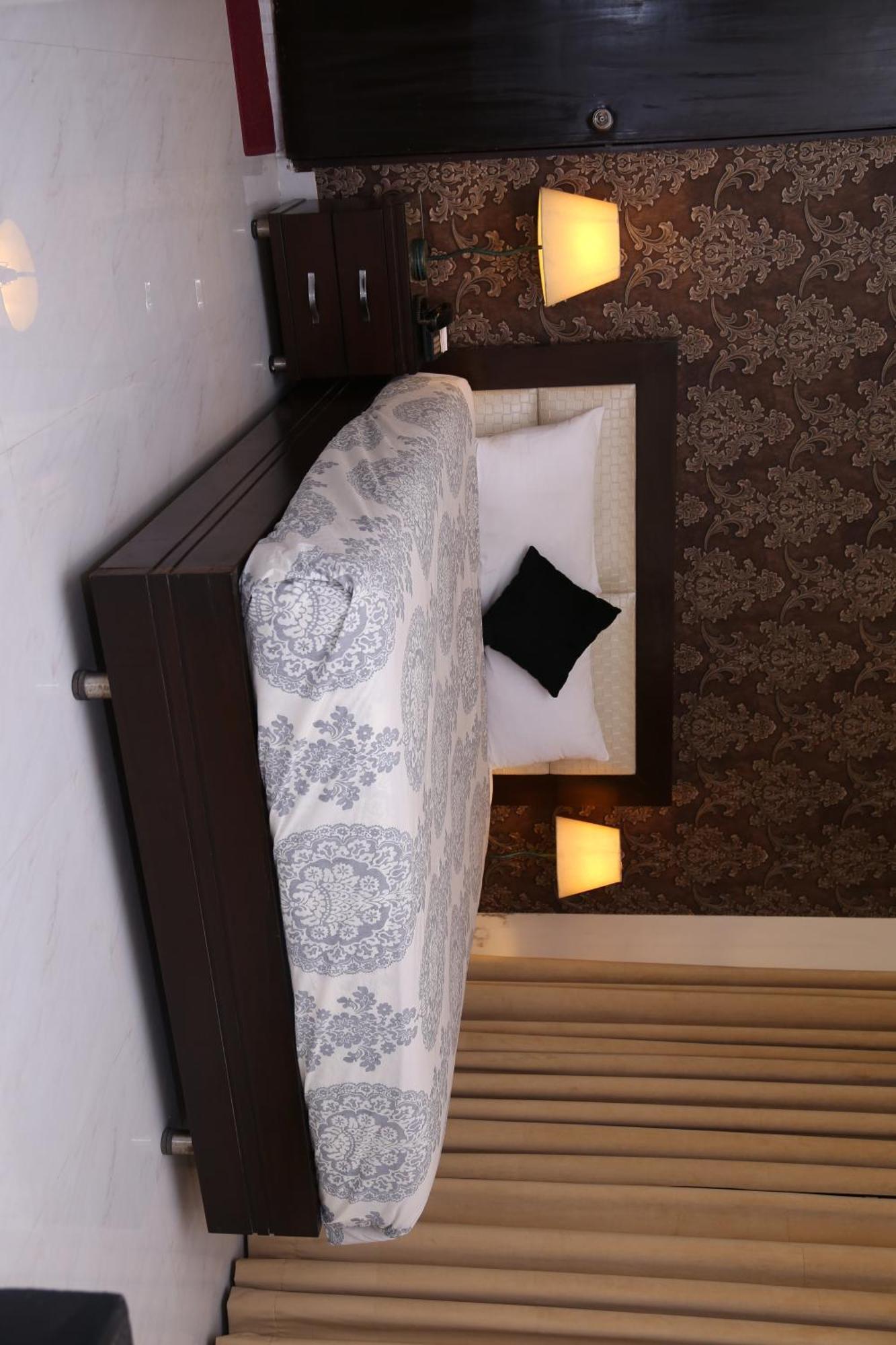 Royal Elegance Hotel Lahore Exterior foto