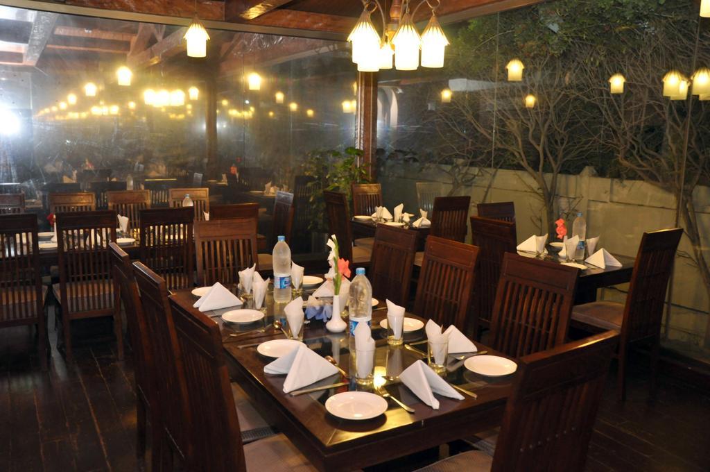 Royal Elegance Hotel Lahore Exterior foto